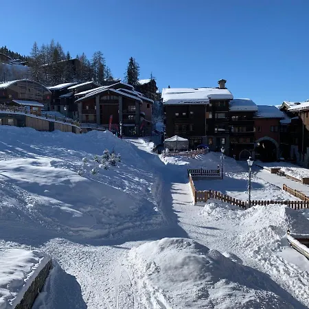 4p Au Pied Des Pistes, Refait A Neuf, La Plagne, Avec Wifi *